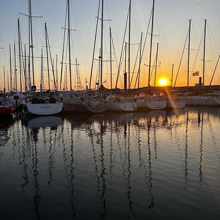 Hotel Voilier A Quai La Rochelle  Zewnętrze zdjęcie